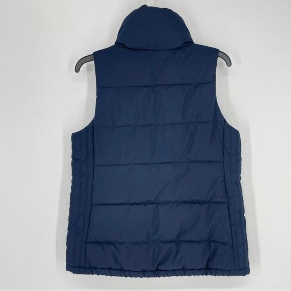 Old Navy Puffer Vest. Navy blue. Size small. Great for layering. Snap pockets. - Picture 2 of 4